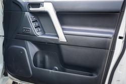 2022 Toyota PRADO Kakadu