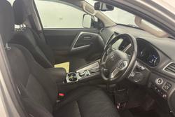 2021 Mitsubishi Pajero Sport GLS