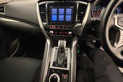 2021 Mitsubishi Pajero Sport GLS