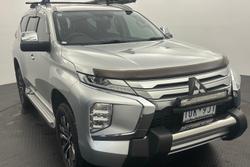 2021 Mitsubishi Pajero Sport GLS