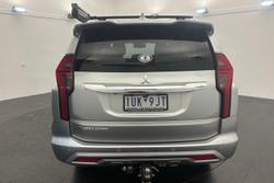 2021 Mitsubishi Pajero Sport GLS