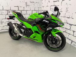 2024 Kawasaki Ninja 400 (EX400G) Ninja Green