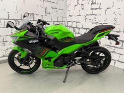 2024 Kawasaki Ninja 400 (EX400G) Ninja Green