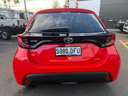 2025 Toyota Yaris SX Hybrid