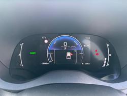2025 Toyota Yaris SX Hybrid