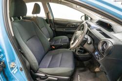 2016 Toyota Prius i-Tech