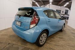 2016 Toyota Prius i-Tech