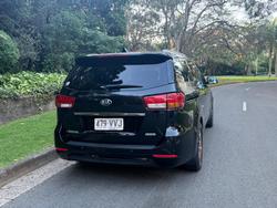 2015 Kia Carnival SLi