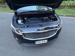 2015 Kia Carnival SLi