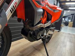 2023 KTM 690 ENDURO R Orange