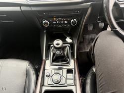 2017 Mazda 3 SP25 GT