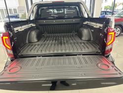 2024 Nissan Navara ST-X D23 MY24 4x2 Black Star