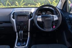 2021 Isuzu MU-X LS-M