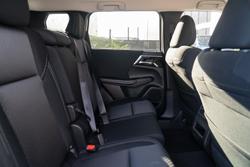2024 Mitsubishi Outlander LS