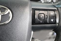 2017 Toyota Hilux SR5