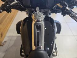 HARLEY-DAVIDSON 2019 HARLEY DAVIDSON 1900CC FLHTCUTG TRI GLIDE ULT
