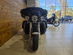HARLEY-DAVIDSON 2019 HARLEY DAVIDSON 1900CC FLHTCUTG TRI GLIDE ULT