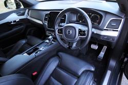 2021 Volvo XC90 T6 R-Design