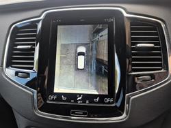 2021 Volvo XC90 T6 R-Design