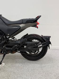 2022 HUSQVARNA SVARTPILEN 401 Black