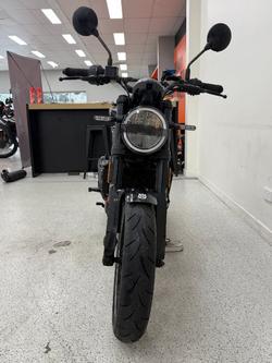 2022 HUSQVARNA SVARTPILEN 401 Black