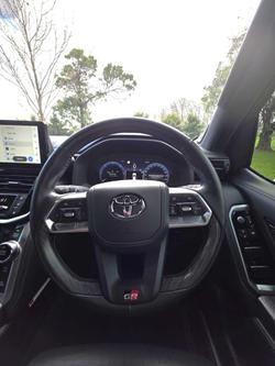 2025 Toyota Landcruiser GR Sport