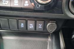 2019 Toyota Hilux SR5