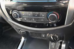 2020 Nissan Navara ST