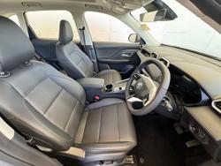 2025 MG ZS Essence Turbo