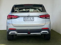 2025 MG ZS Essence Turbo