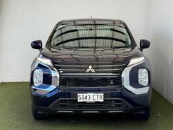 2022 Mitsubishi Outlander ES
