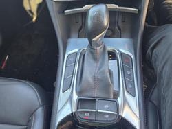 2022 MG HS Essence