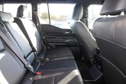 2025 Toyota Landcruiser Prado VX