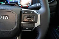 2025 Toyota Landcruiser Prado VX