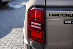 2025 Toyota Landcruiser Prado VX