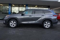 2023 Toyota Kluger GX