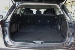 2023 Toyota Kluger GX