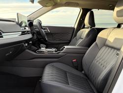 2025 Mitsubishi Outlander Exceed