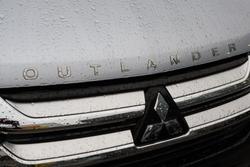 2017 Mitsubishi Outlander LS