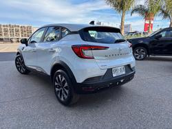 2025 Mitsubishi ASX LS