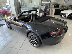 2016 Mazda MX-5 Roadster GT