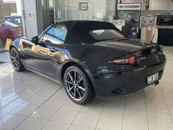 2016 Mazda MX-5 Roadster GT