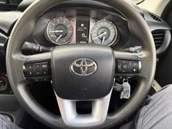 2021 Toyota Hilux SR