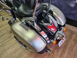 2010 Kawasaki VULCAN 1700 NOMAD Black