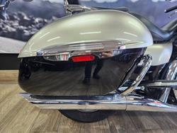 2010 Kawasaki VULCAN 1700 NOMAD Black