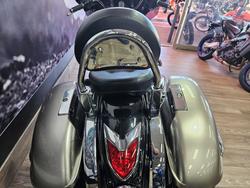 2010 Kawasaki VULCAN 1700 NOMAD Black