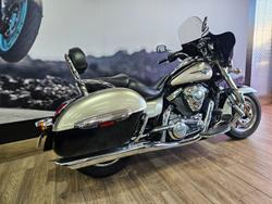 2010 Kawasaki VULCAN 1700 NOMAD Black
