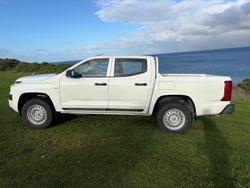 2024 Mitsubishi Triton GLX