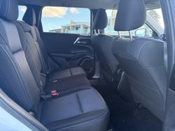 2023 Mitsubishi Outlander LS
