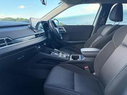 2023 Mitsubishi Outlander LS